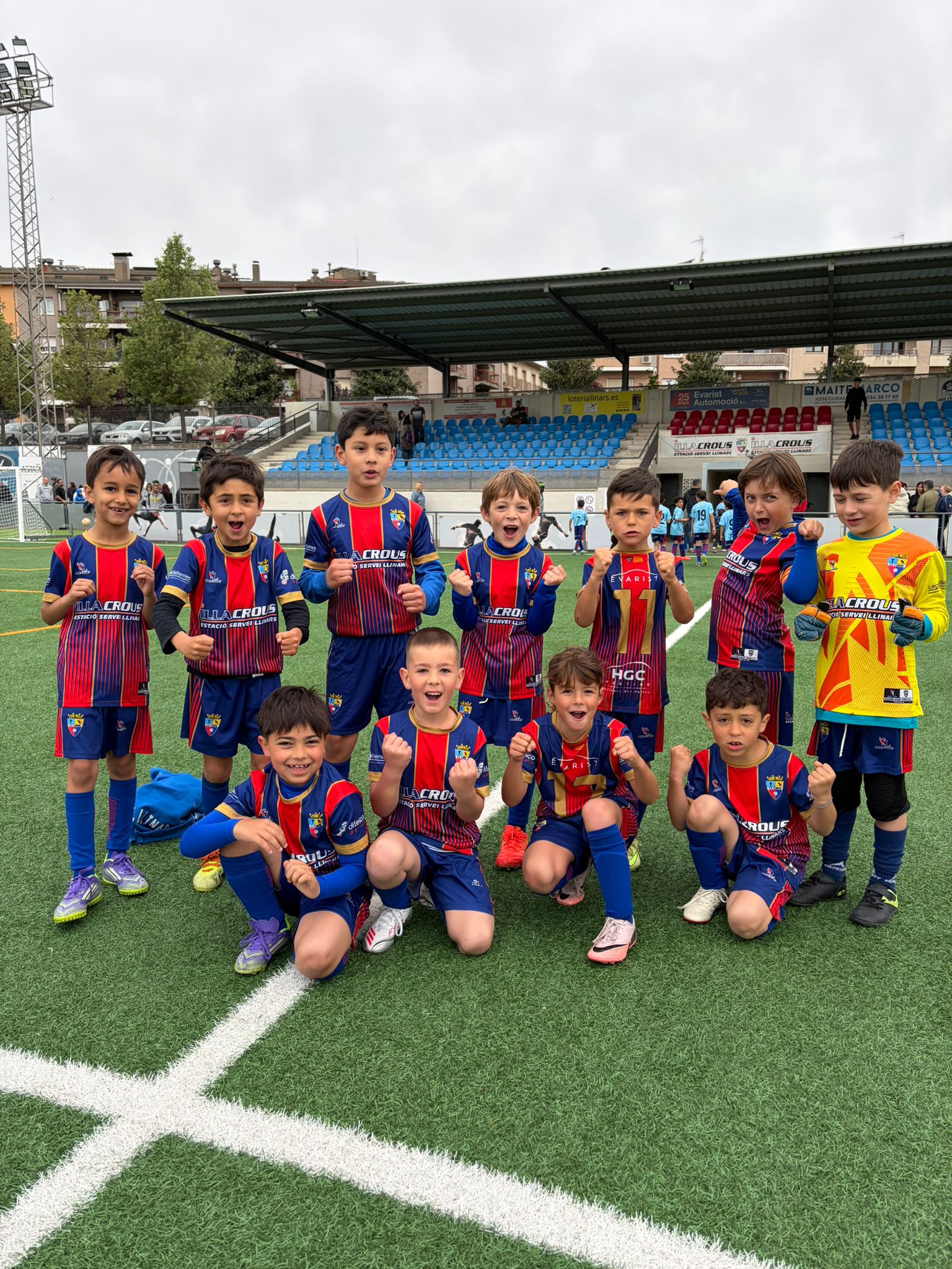 Jugadors del C.E. Llinars al camp